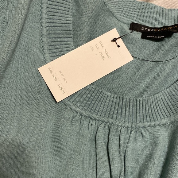 BCBG TOP - Picture 2 of 7